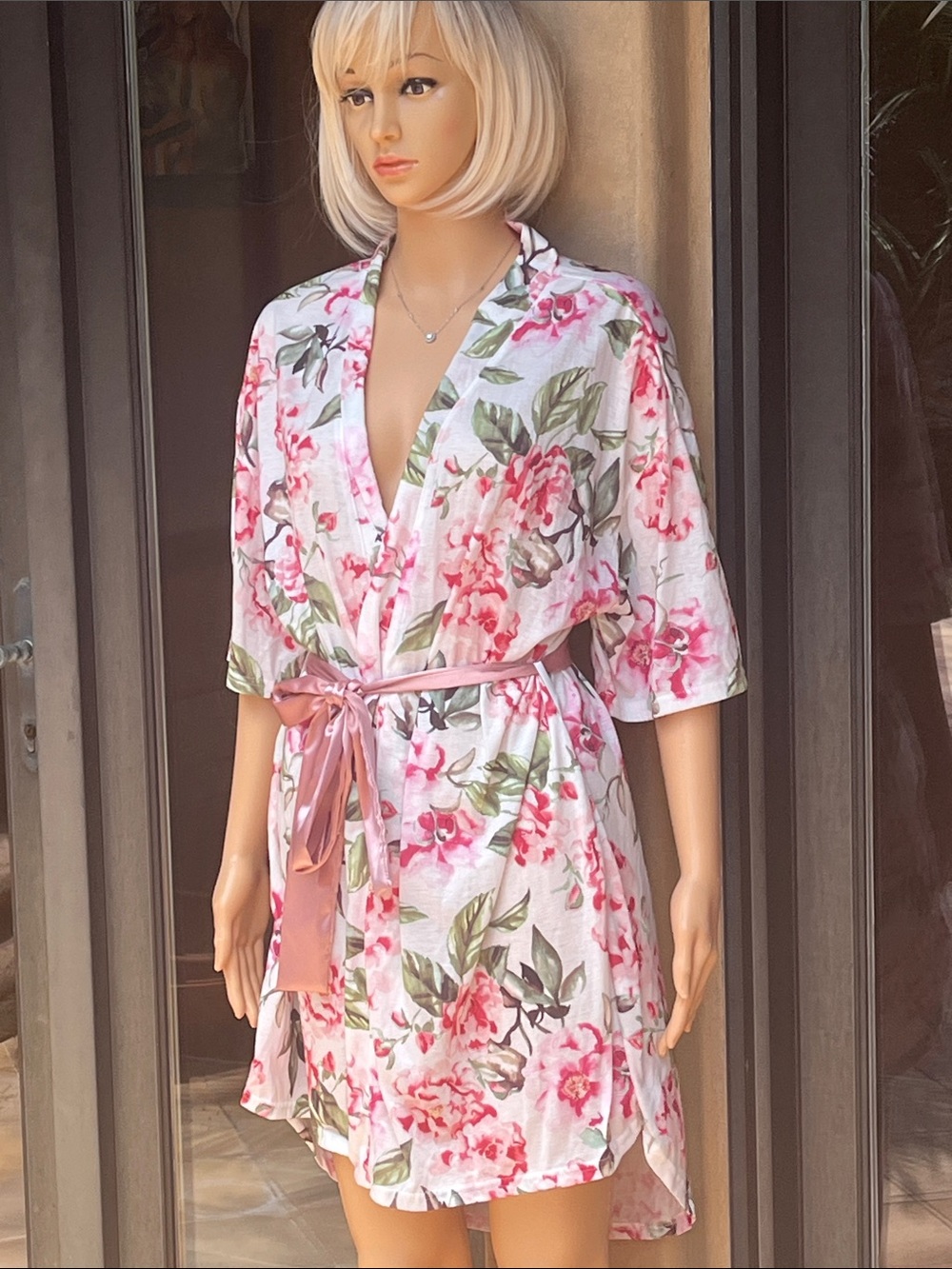 Show Me Your MuMu White Pink Floral Short Robe with Satin Tie